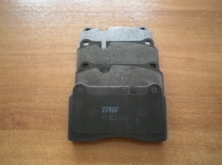 screenshot_2022-01-02_at_13-55-46_audi_ttrs_rs3_rs_3_tt_rs_bremsklotze_bremsbelage_fur_audi_370_x_32_mm_bremse_ebay