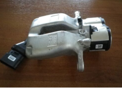 screenshot_2021-12-22_at_15-45-45_original_audi_a8_4e_bremssattel_mit_stellmotor_fur_die_handbremse_s8_4e0615403b_ebay