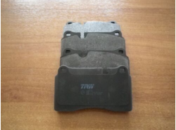 screenshot_2022-01-02_at_13-55-46_audi_ttrs_rs3_rs_3_tt_rs_bremsklotze_bremsbelage_fur_audi_370_x_32_mm_bremse_ebay