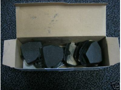 screenshot_2021-12-15_at_15-56-05_original_audi_a4_s4_quattro_bremsklotze_4b0_698_151_s_original_audi_s4_321x30_ebay