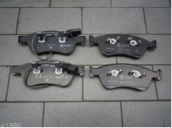 screenshot_2021-12-22_at_15-44-34_original_audi_s8_4e_a6_s6_bremsklotze_bremsbelage_4e0698151k_serienbremsklotze_ebay