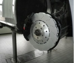 screenshot_2021-12-17_at_07-56-45_audi_rs_6_wave_bremsanlage_390x36_mm_fur_den_audi_a6_4g_a7_4g_q5_8r_neu_ebay