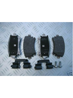 screenshot_2021-12-19_at_12-56-55__bremsklotze_fur_den_audi_rs4_quattro_rs_4_b7_rs_4_8e0698451p_324x22_4f0698451m_ebay